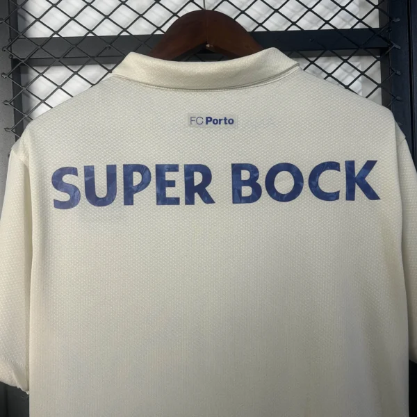 25 - 26 - Porto - Alternatif Forması