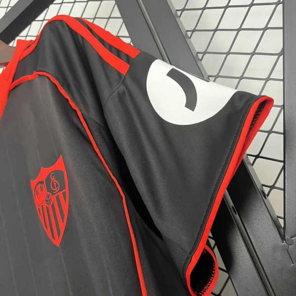 25 - 26 - Sevilla - Alternatif Forması