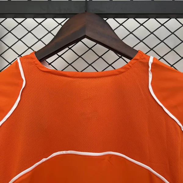 04 - 05 - Hollanda - Retro İç Saha Forması