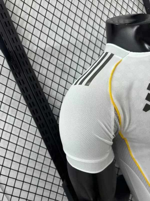 25 - 26 - Real Madrid - Profesyonel İç Saha Forması