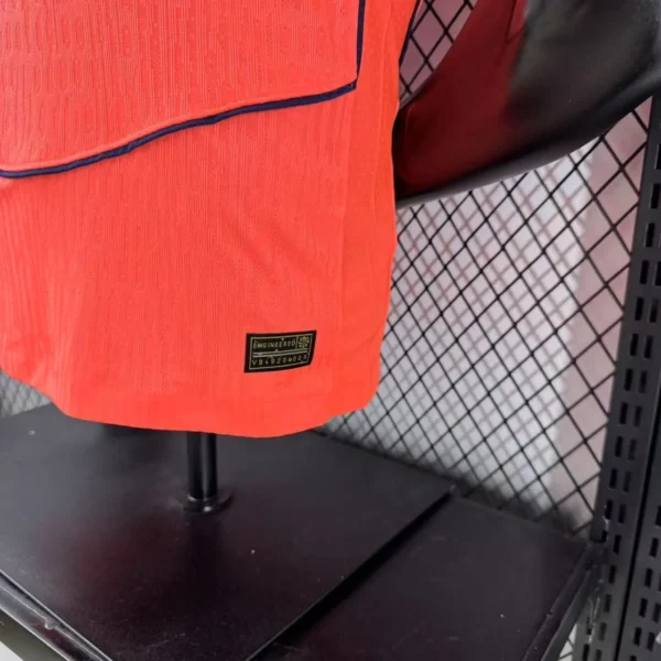 25 - 26 - Barcelona - Profesyonel Alternatif Forması