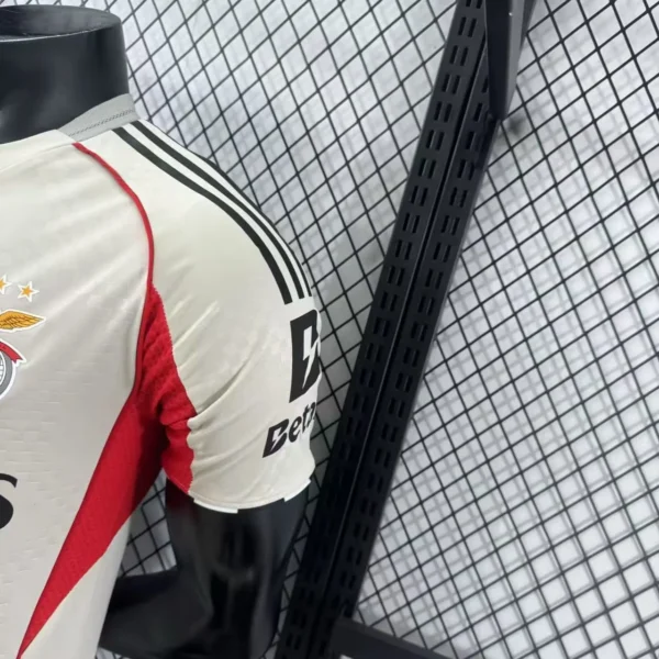 25 - 26 - Benfica - Profesyonel Deplasman Forması