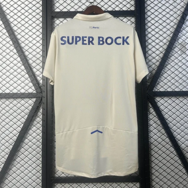 25 - 26 - Porto - Alternatif Forması