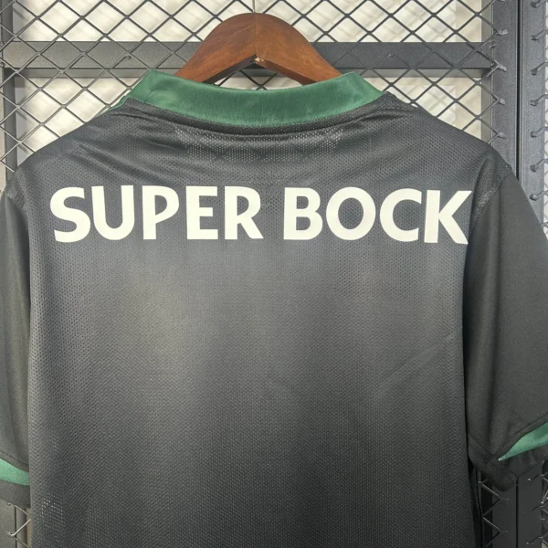 25 - 26 - Sporting Lisbon - Alternatif Forması