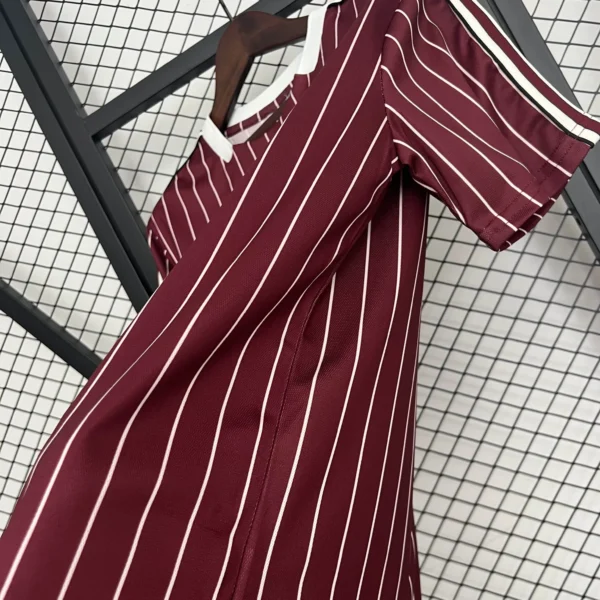 25 - 26 - Ajax - Özel Forma