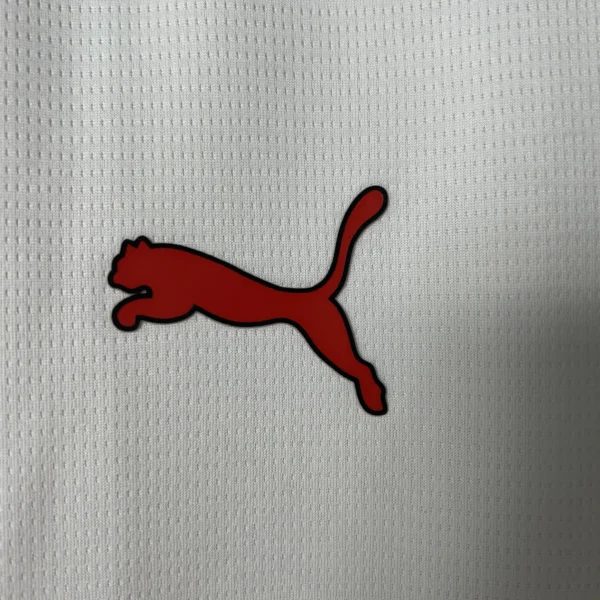 25 - 26 - AC Milan - Deplasman Forması