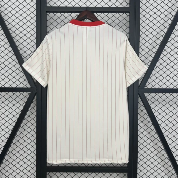 25 - 26 - Benfica - Retro Özel Versiyon Forma