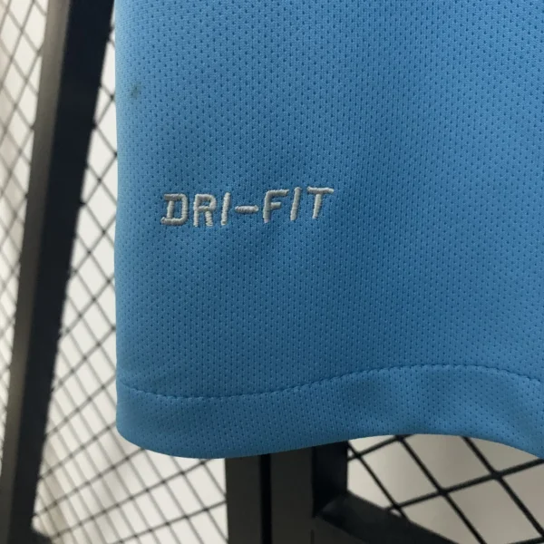 15 - 16 - Barcelona - Retro Alternatif Forması