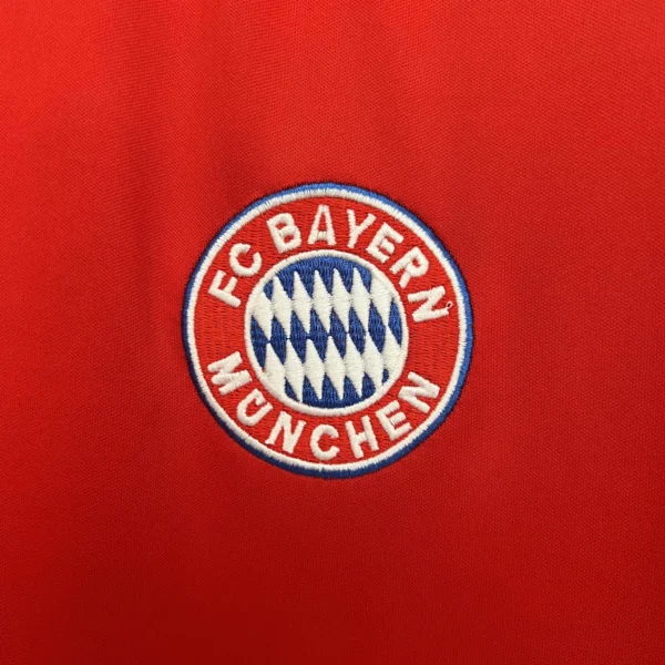 00 - 01 - Bayern Munich - Retro İç Saha Forması