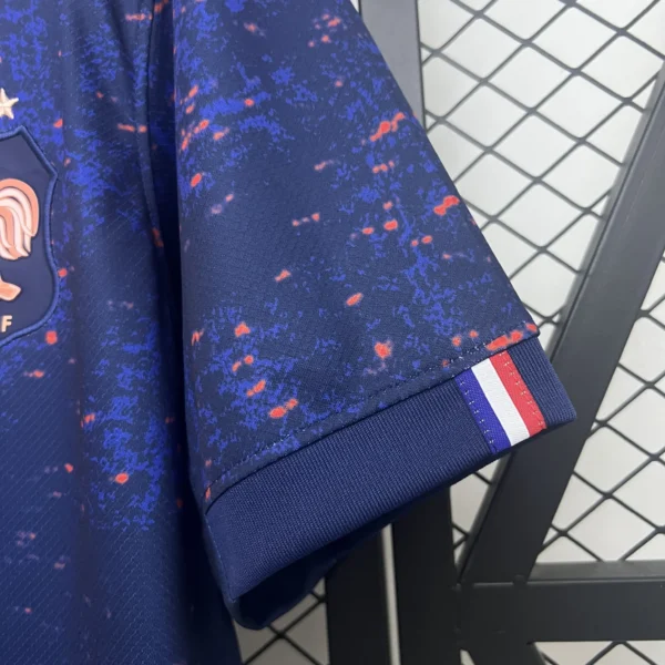 25 - 26 Fransa - İç Saha Forması