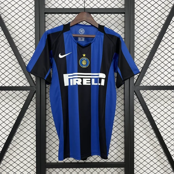 04 - 05 - Inter Milan - Retro İç Saha Forması