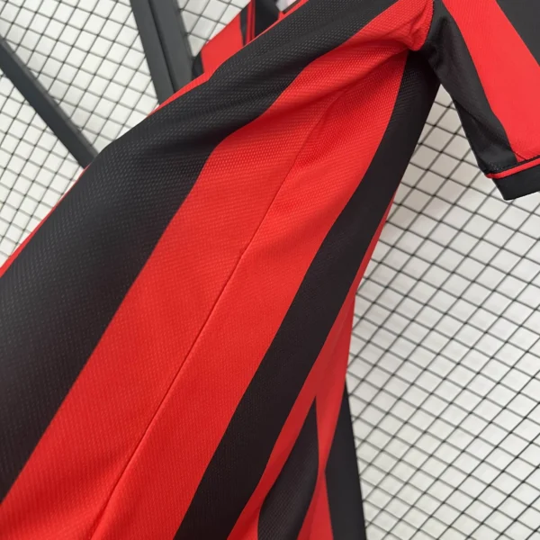 97 - 98 - AC Milan - Retro İç Saha Forması