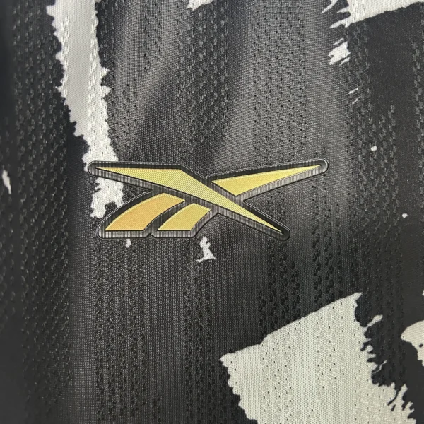 25 - 26 - Botafogo - Alternatif Forması