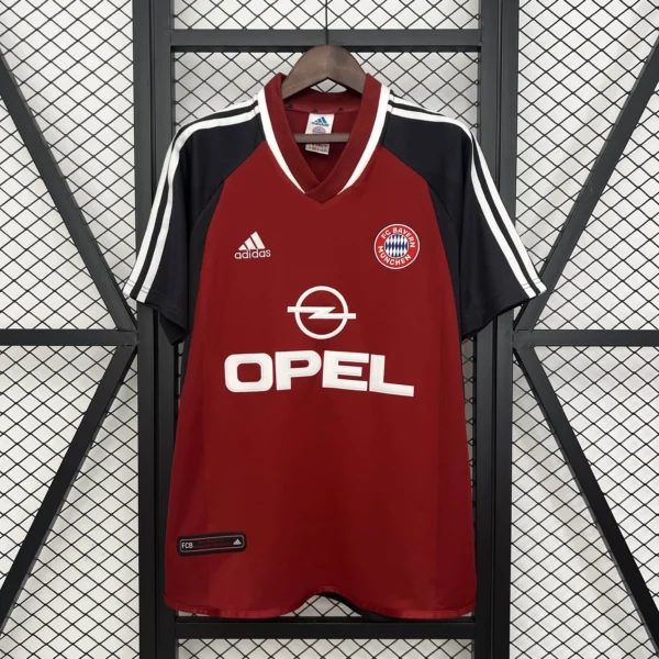 01 - 02 - Bayern Munich - Retro İç Saha Forması