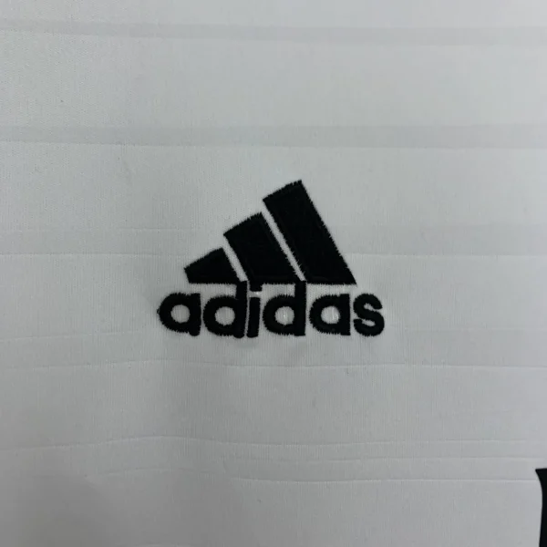 14 - 15 - Real Madrid - Retro İç Saha Forması