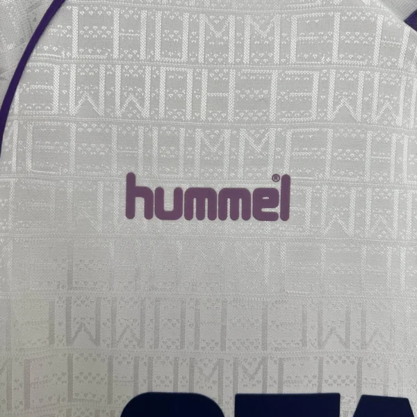 90 - 92 - Real Madrid - Retro İç Saha Forması