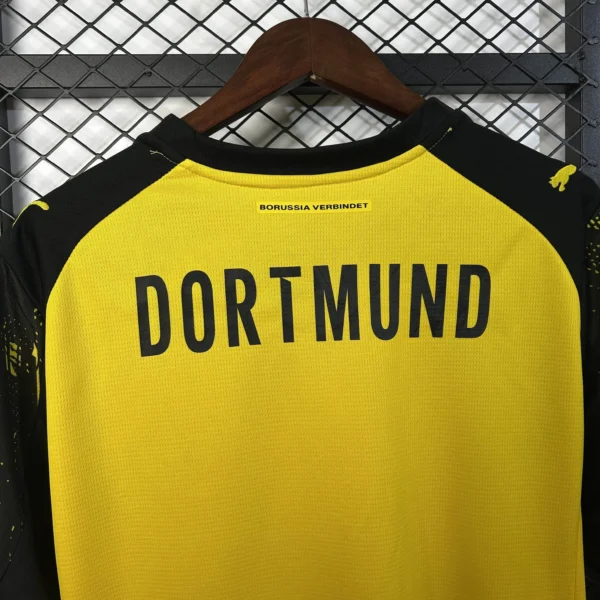 25 - 26 - Dortmund - İç Saha Forması