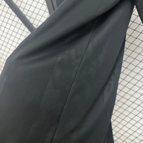 25 - 26 - Manchester United - Alternatif Forması