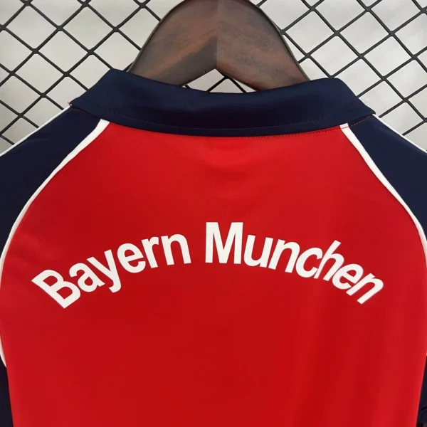 00 - 01 - Bayern Munich - Retro İç Saha Forması